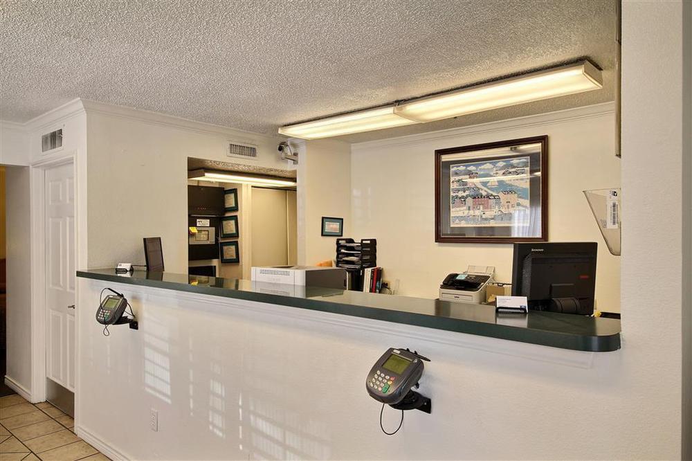 Studio 6-San Antonio, TX - Six Flags Interno foto